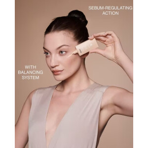 DEFENCE COLOR - Mat Velvet Mattifying Foundation - NEU