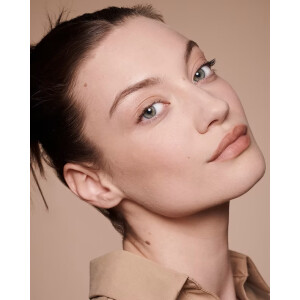 DEFENCE COLOR - Mat Velvet Mattifying Foundation - NEU